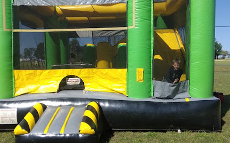 XL combo bounce house rental for large events in Hutto TX